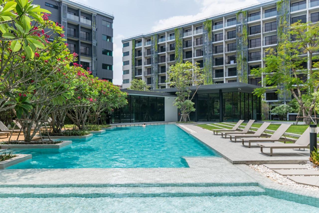 Апартаменты Blossom Sathorn By Plearn Бангкок Экстерьер фото